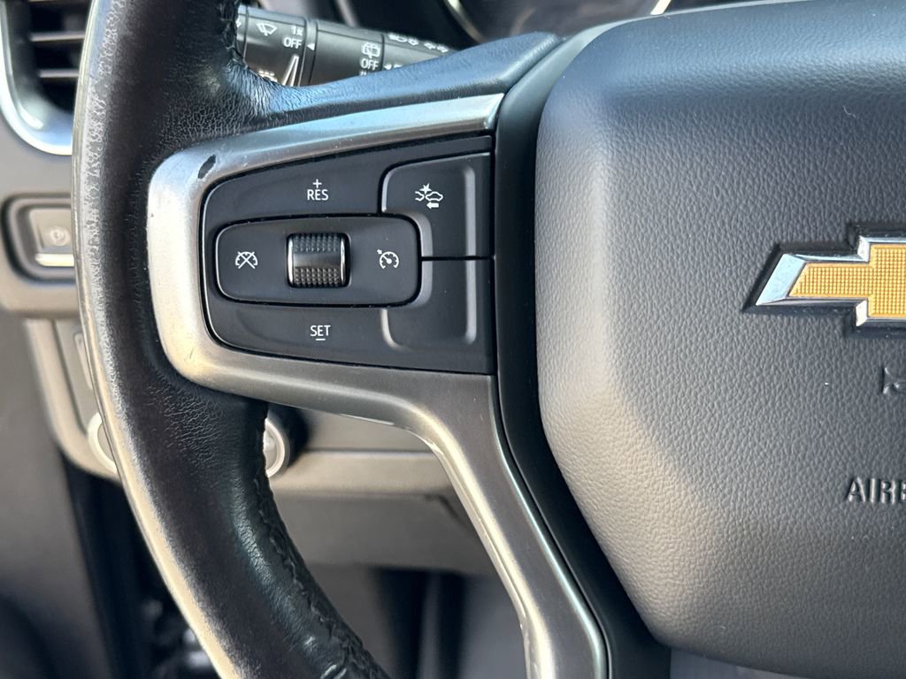 Used 2021 Chevrolet Suburban LT image 16