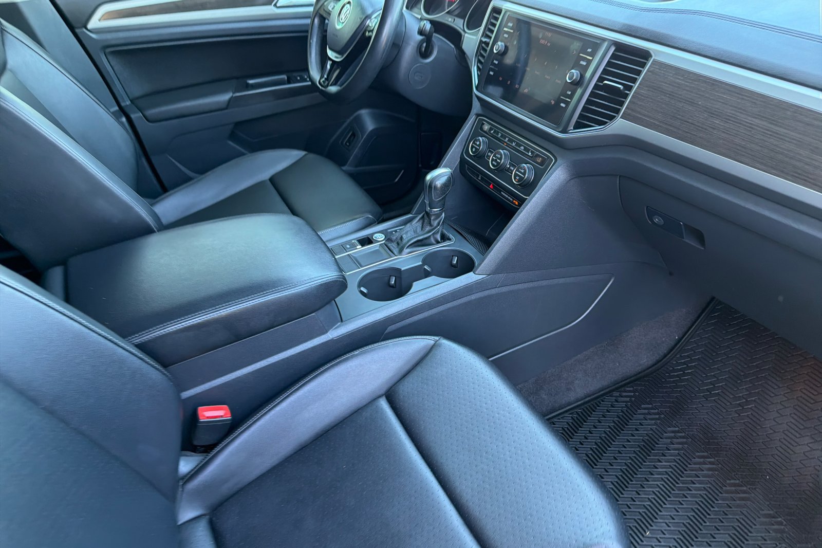 Used 2018 Volkswagen Atlas SE FWD image 20