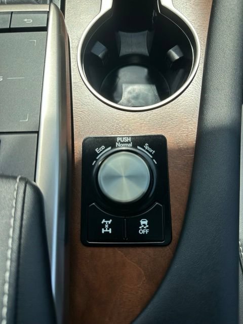Used 2022 Lexus RX 350L Premium w/ Premium Package AWD/4WD image 39