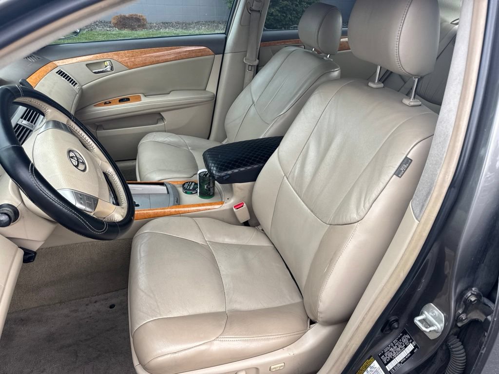 Used 2006 Toyota Avalon XLS FWD image 9