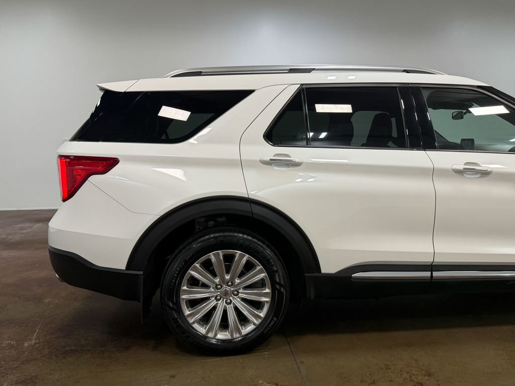 Used 2021 Ford Explorer King Ranch w/ Premium Technology Package image 33
