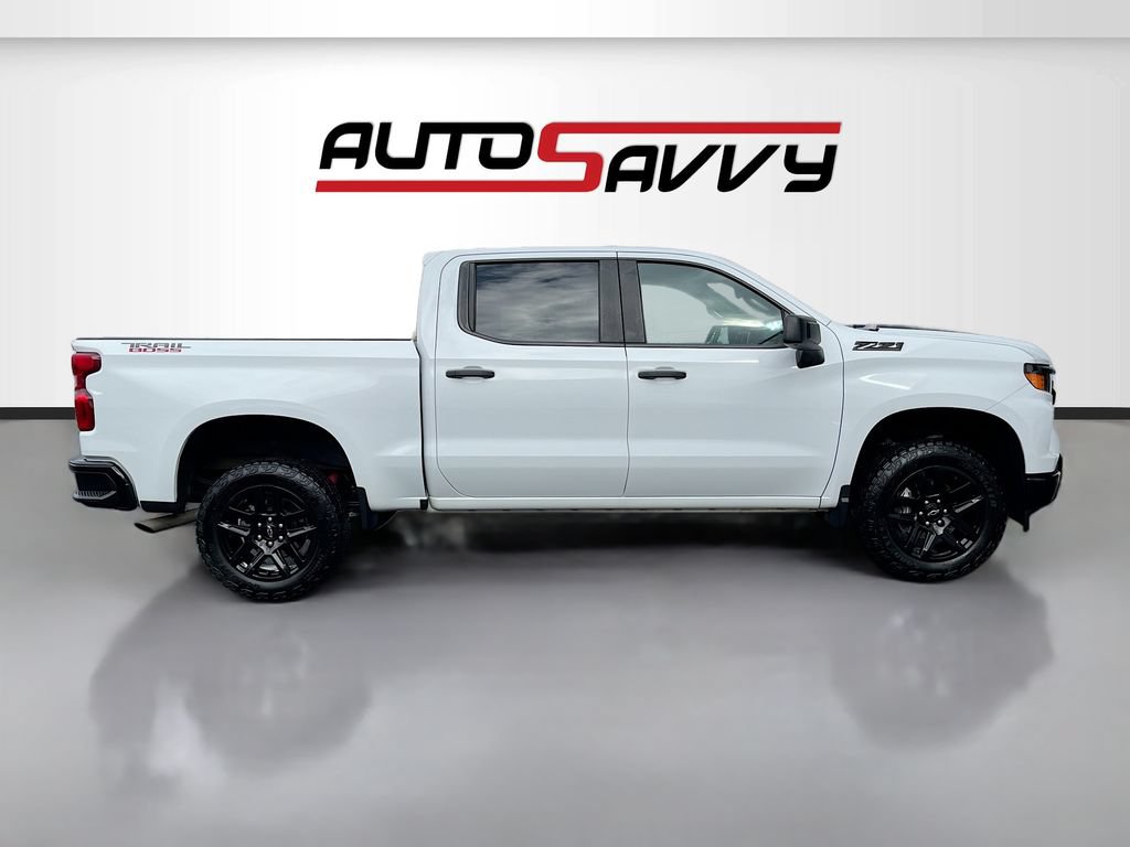 Used 2024 Chevrolet Silverado 1500 Custom Trail Boss w/ LPO, Dark Essentials Package AWD/4WD image 8