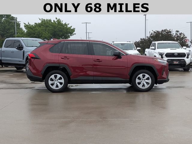 Used 2025 Toyota RAV4 LE FWD image 4
