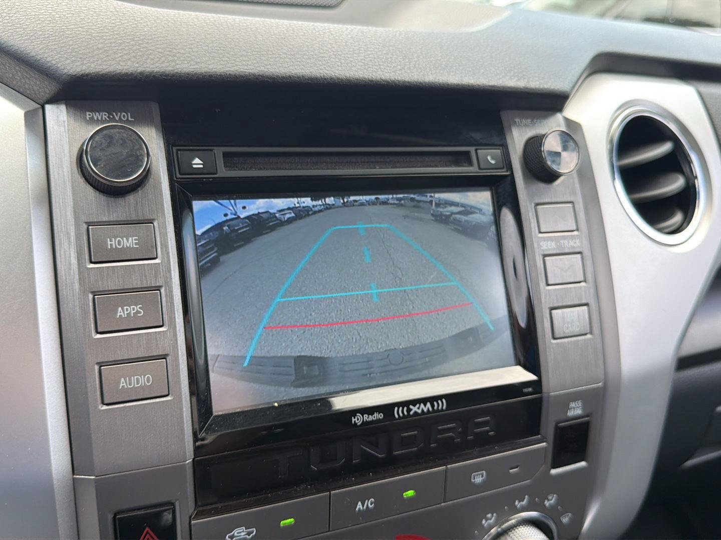 Used 2018 Toyota Tundra SR5 w/ SR5 Upgrade Package AWD/4WD image 29