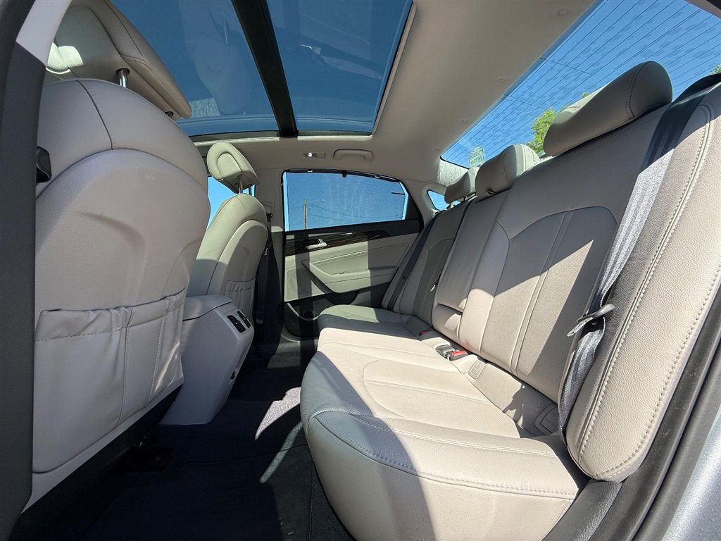 Used 2016 Hyundai Sonata Limited w/ Option Group 05 FWD image 28