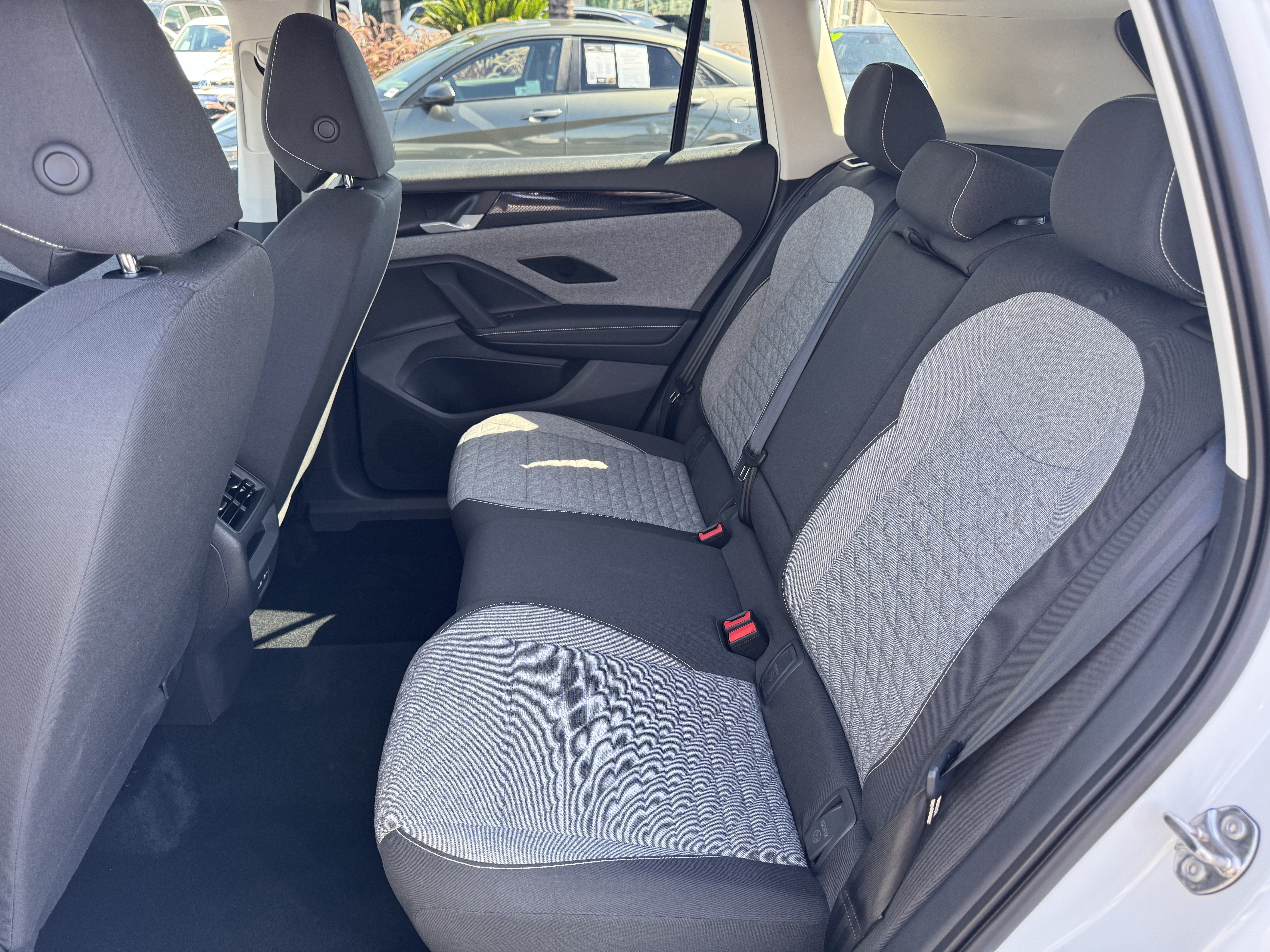 Certified 2025 Volkswagen Tiguan S AWD/4WD image 31