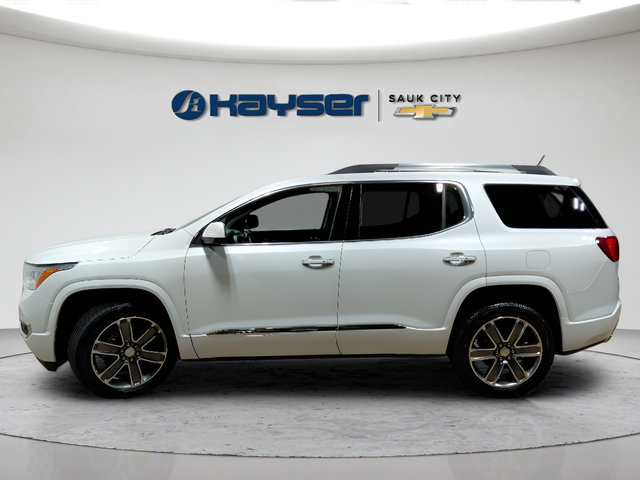 Certified 2019 GMC Acadia Denali w/ Technology Package AWD/4WD image 4