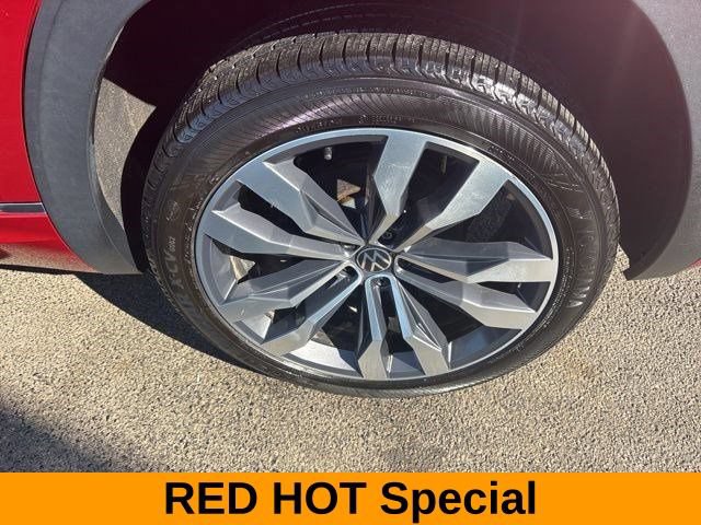 Used 2021 Volkswagen Atlas Cross Sport SEL Premium R-Line AWD/4WD image 46