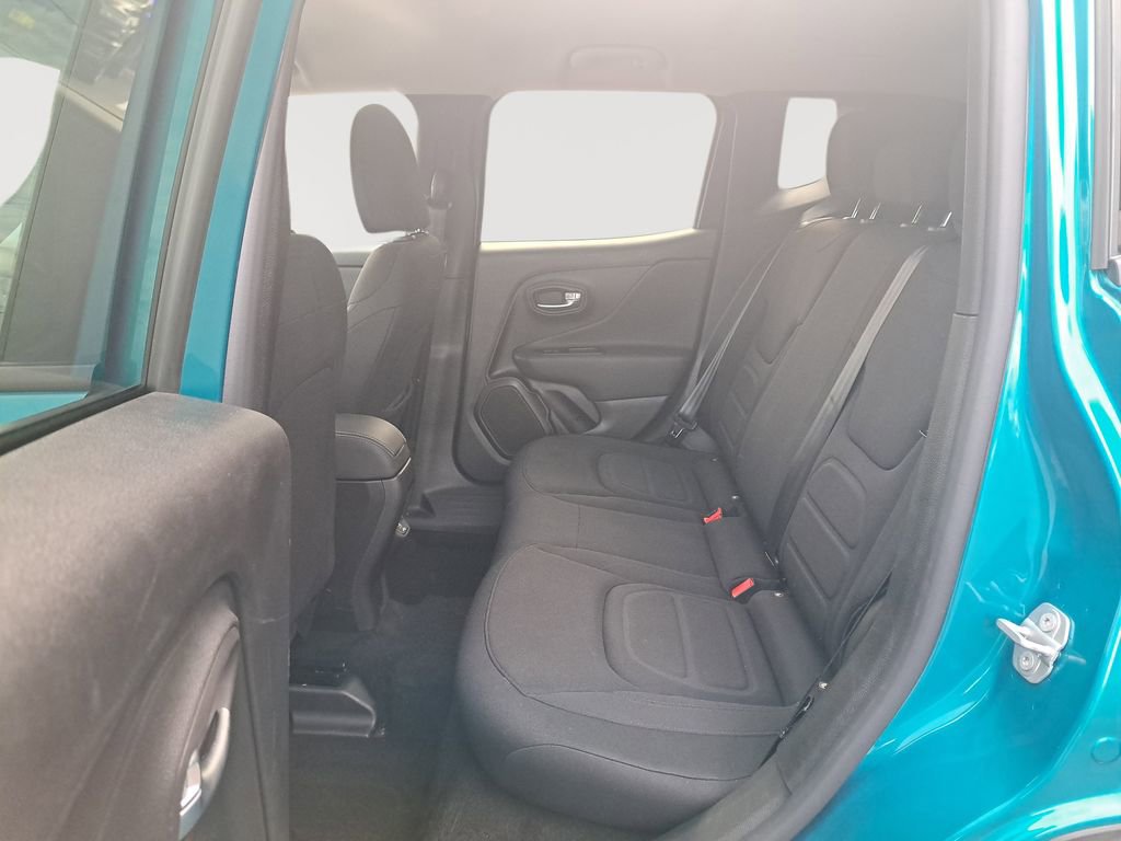 Used 2022 Jeep Renegade Latitude image 14