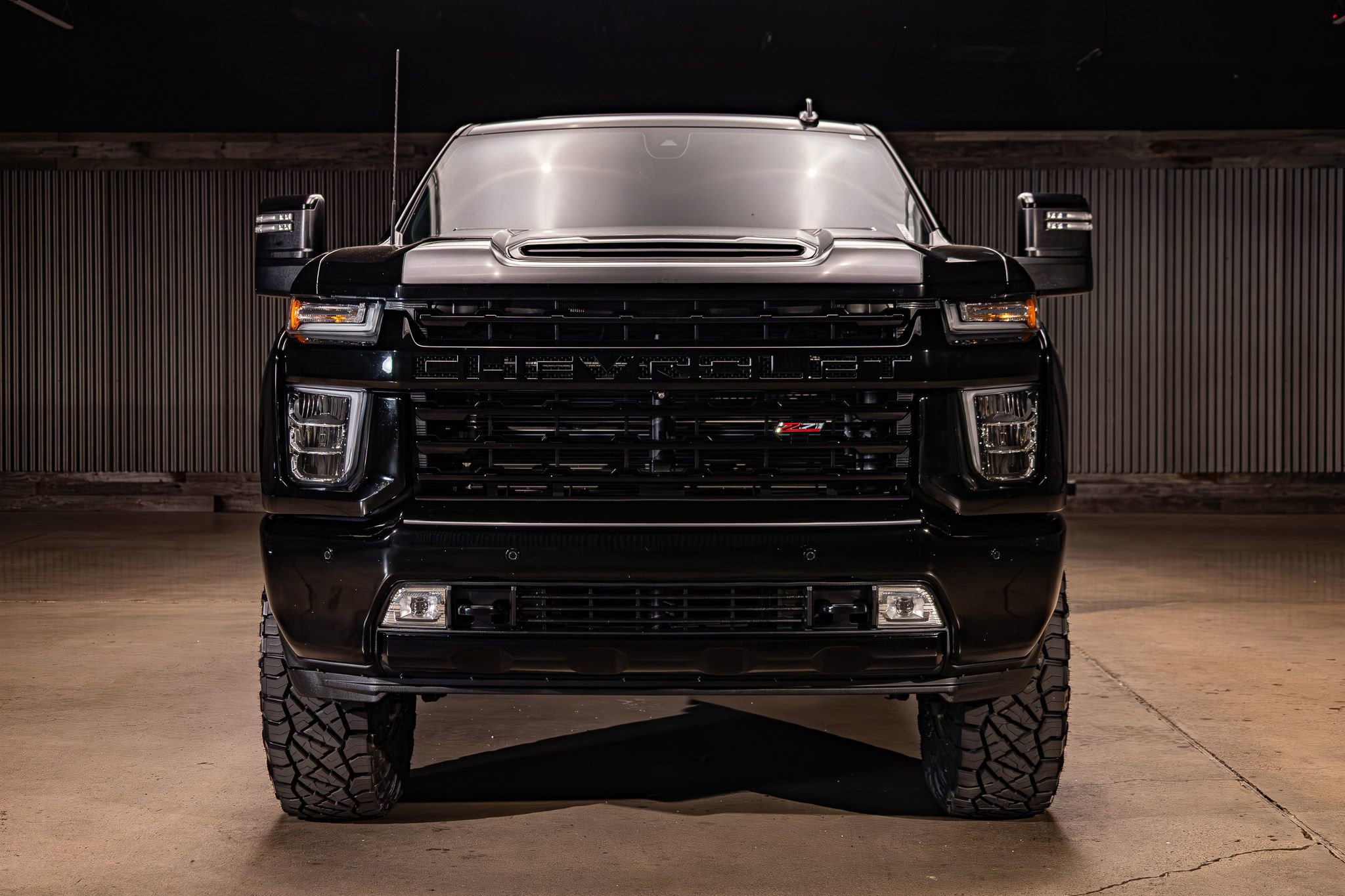 Used 2021 Chevrolet Silverado 2500 LTZ w/ LTZ Plus Package AWD/4WD video 2