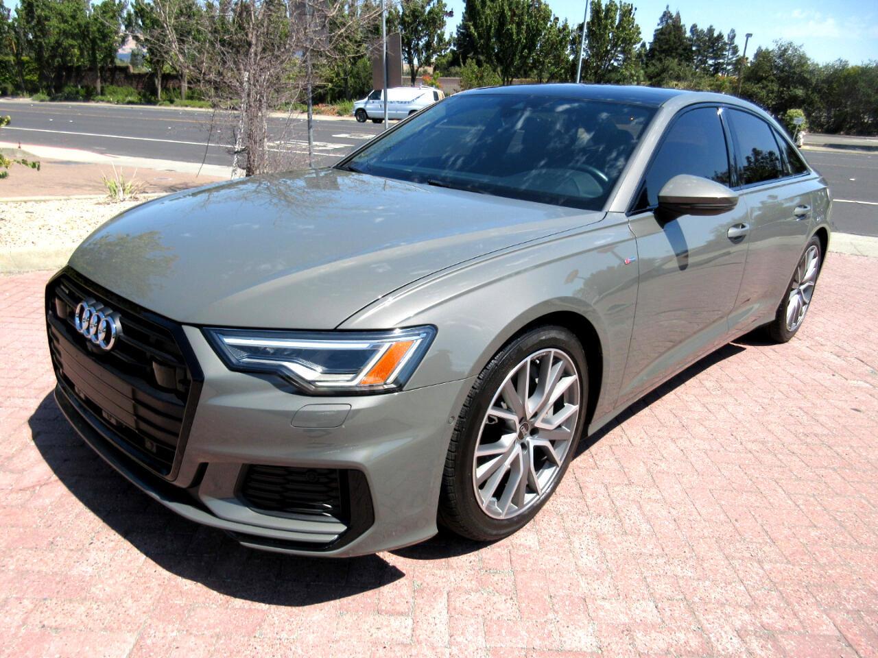 Used 2023 Audi A6 Premium Plus image 1