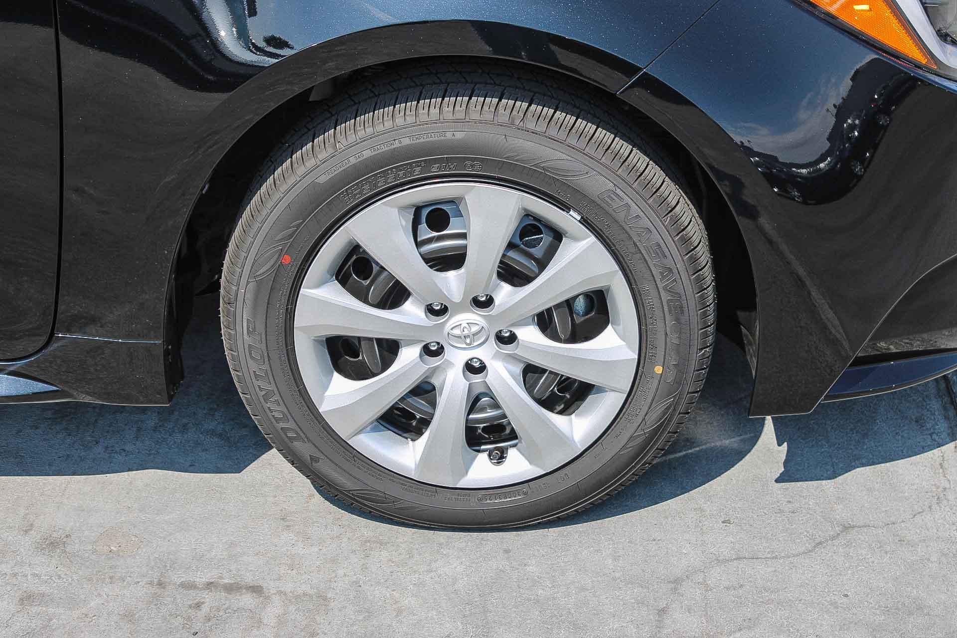 New 2026 Toyota Corolla LE FWD image 11