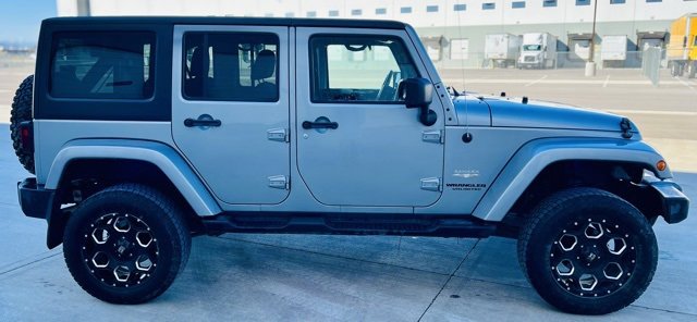 Used 2014 Jeep Wrangler Unlimited Sahara w/ Trailer Tow Group image 6
