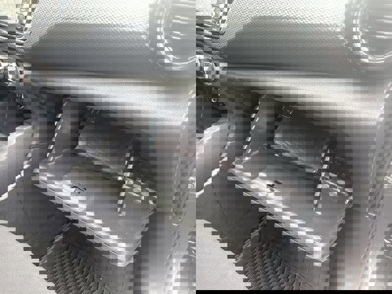 Used 2024 Nissan Kicks S image 24