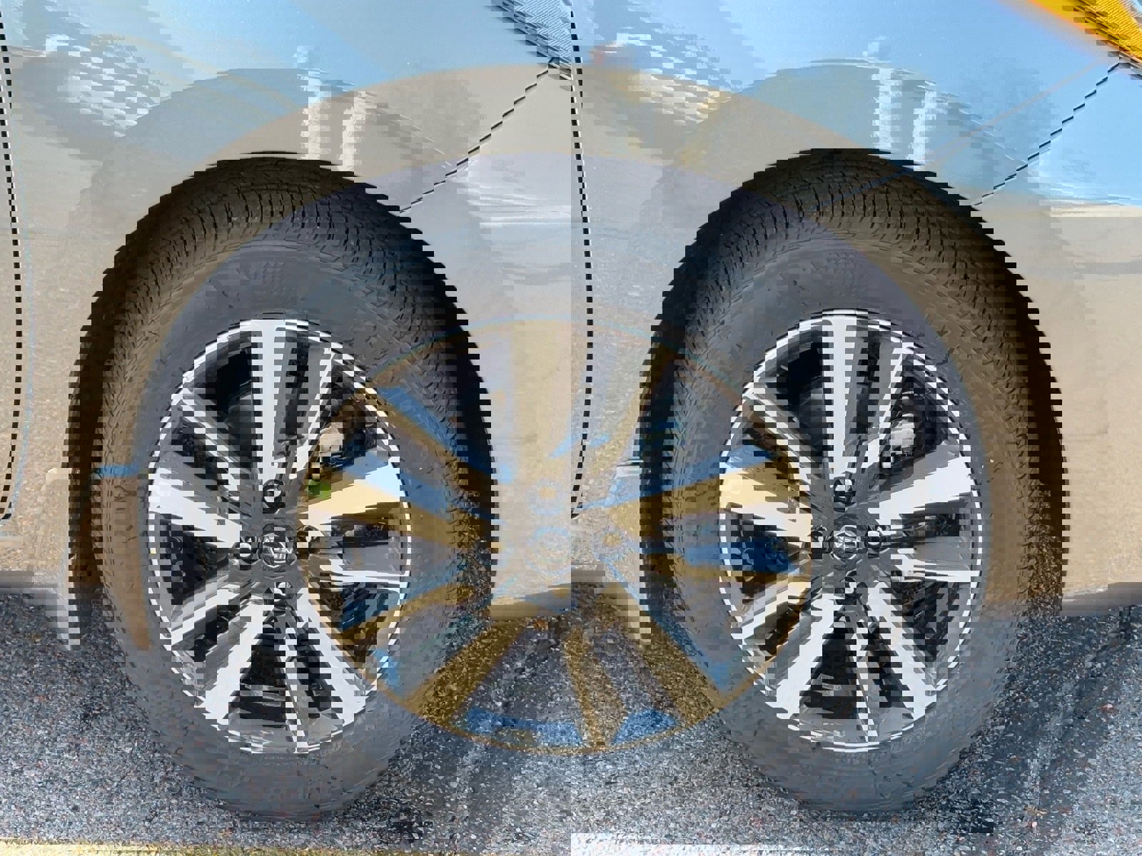 New 2025 Nissan Versa SV image 10