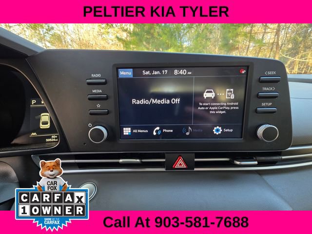 Used 2022 Hyundai Elantra SEL image 11