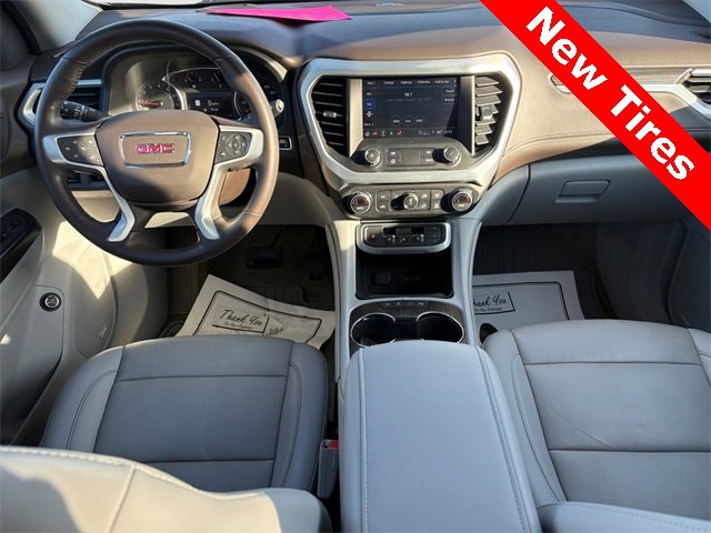 Used 2022 GMC Acadia SLT w/ Preferred Package image 10