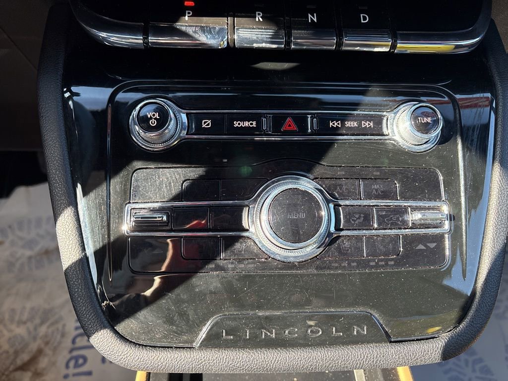 Used 2021 Lincoln Corsair Reserve image 37