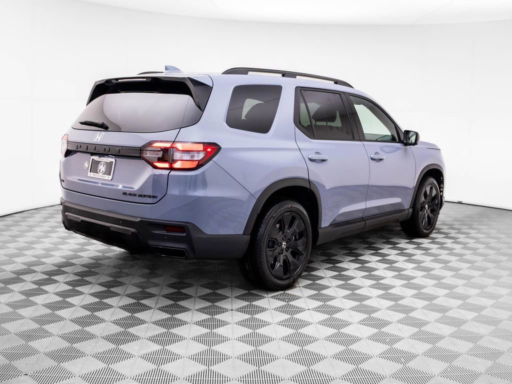 New 2026 Honda Pilot Black Edition image 6