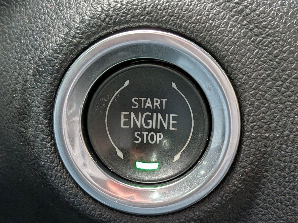 Used 2023 GMC Sierra 3500 Denali w/ Denali Ultimate Package image 29