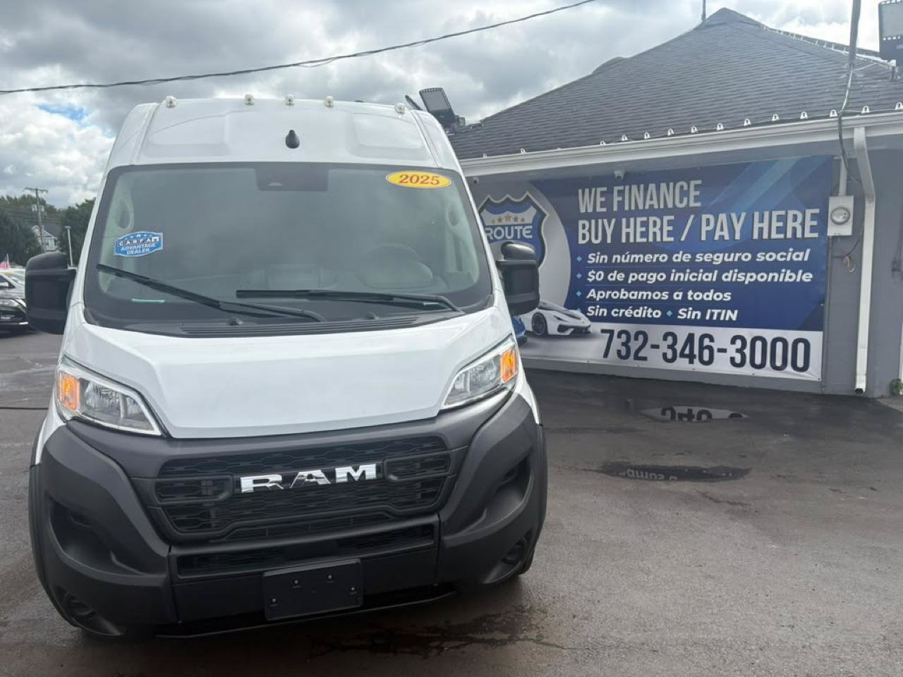 Used 2025 RAM ProMaster 2500 FWD image 1