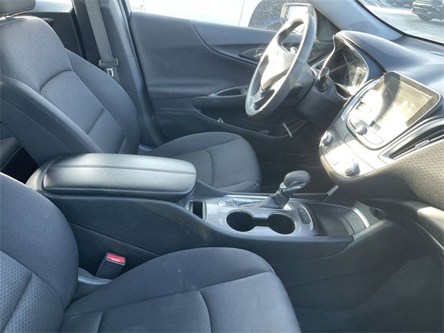 Used 2024 Chevrolet Malibu LT image 11
