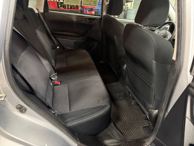 Used 2017 Subaru Forester 2.5i Premium w/ All-Weather Package AWD/4WD image 23