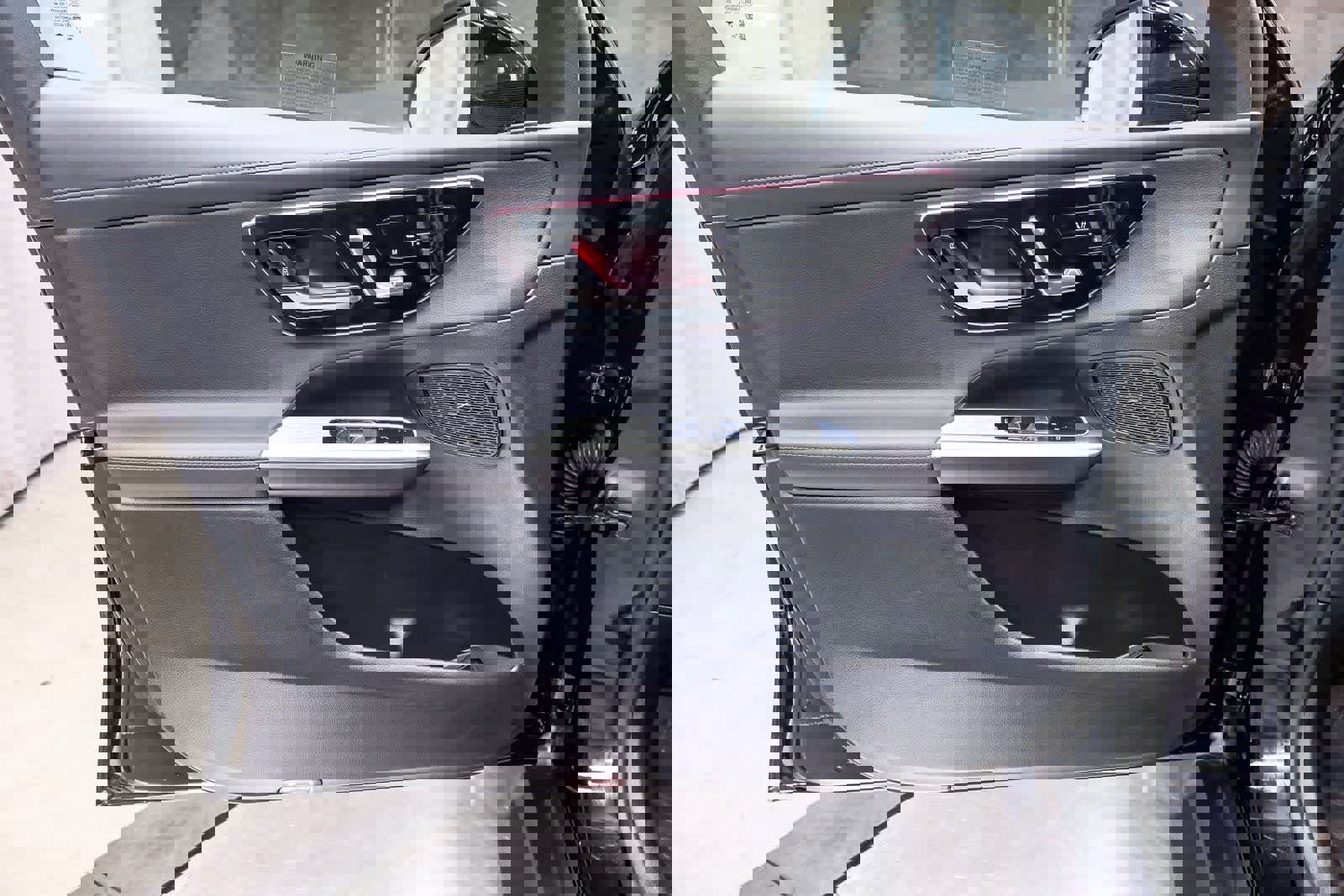 Certified 2026 Mercedes-Benz GLC 300 image 19