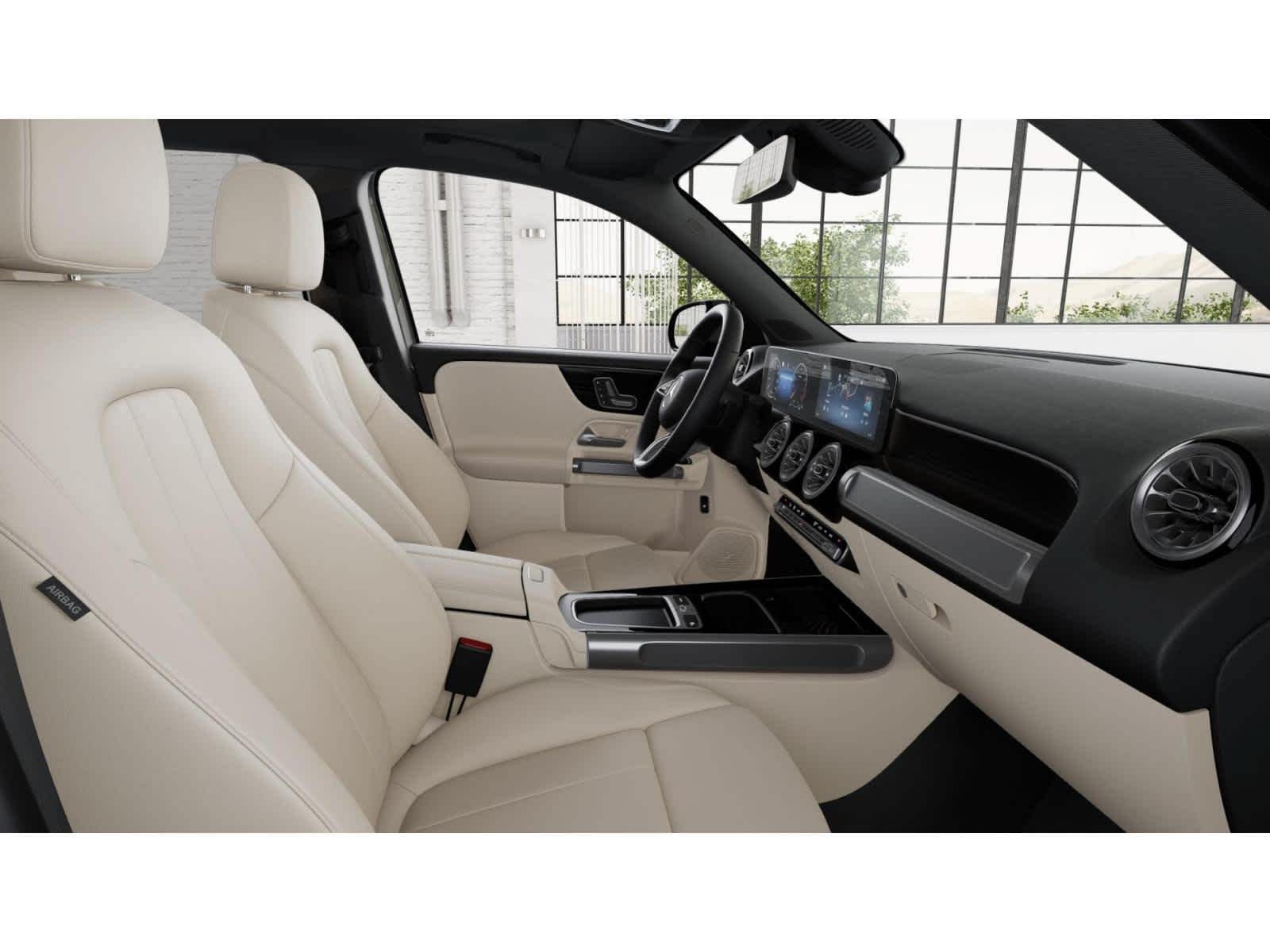 Used 2026 Mercedes-Benz GLB 250 image 3