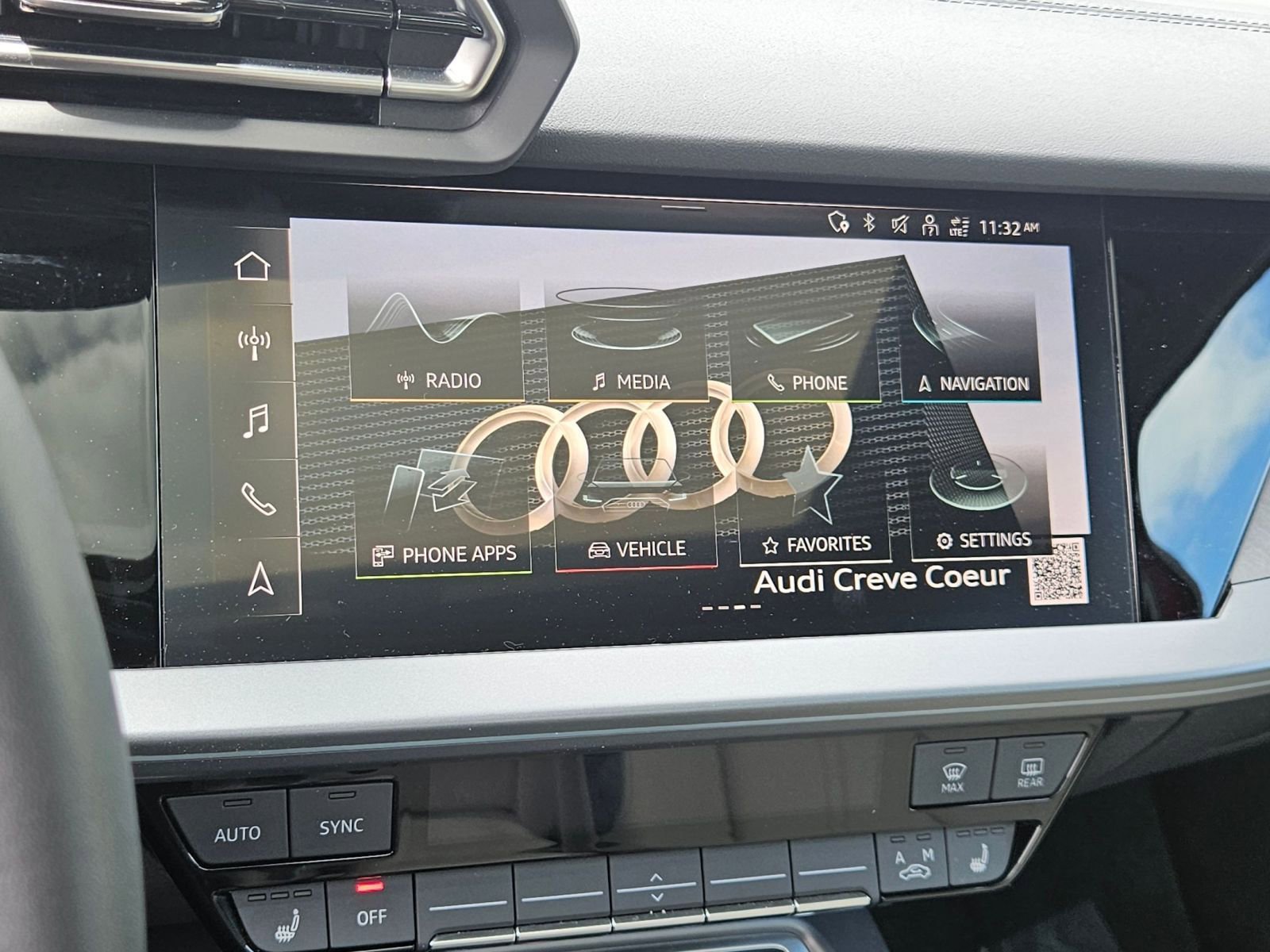 Used 2025 Audi A3 2.0T Premium w/ Convenience Package AWD/4WD image 13