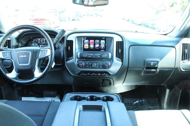 Used 2018 GMC Sierra 1500 SLE w/ SLE Value Package AWD/4WD image 16