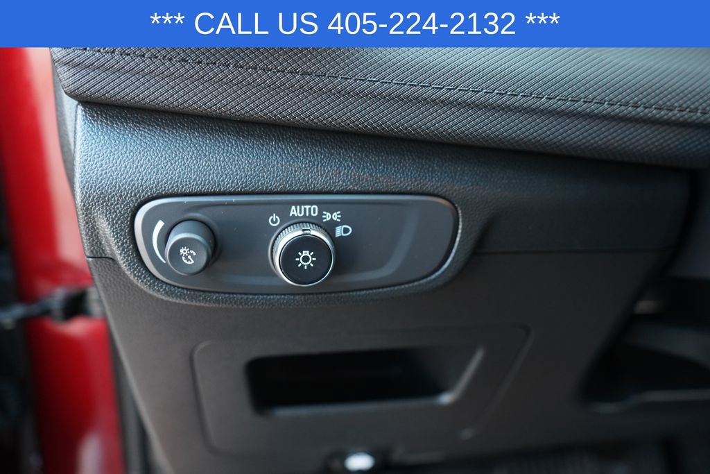 Used 2025 Chevrolet TrailBlazer LT image 32