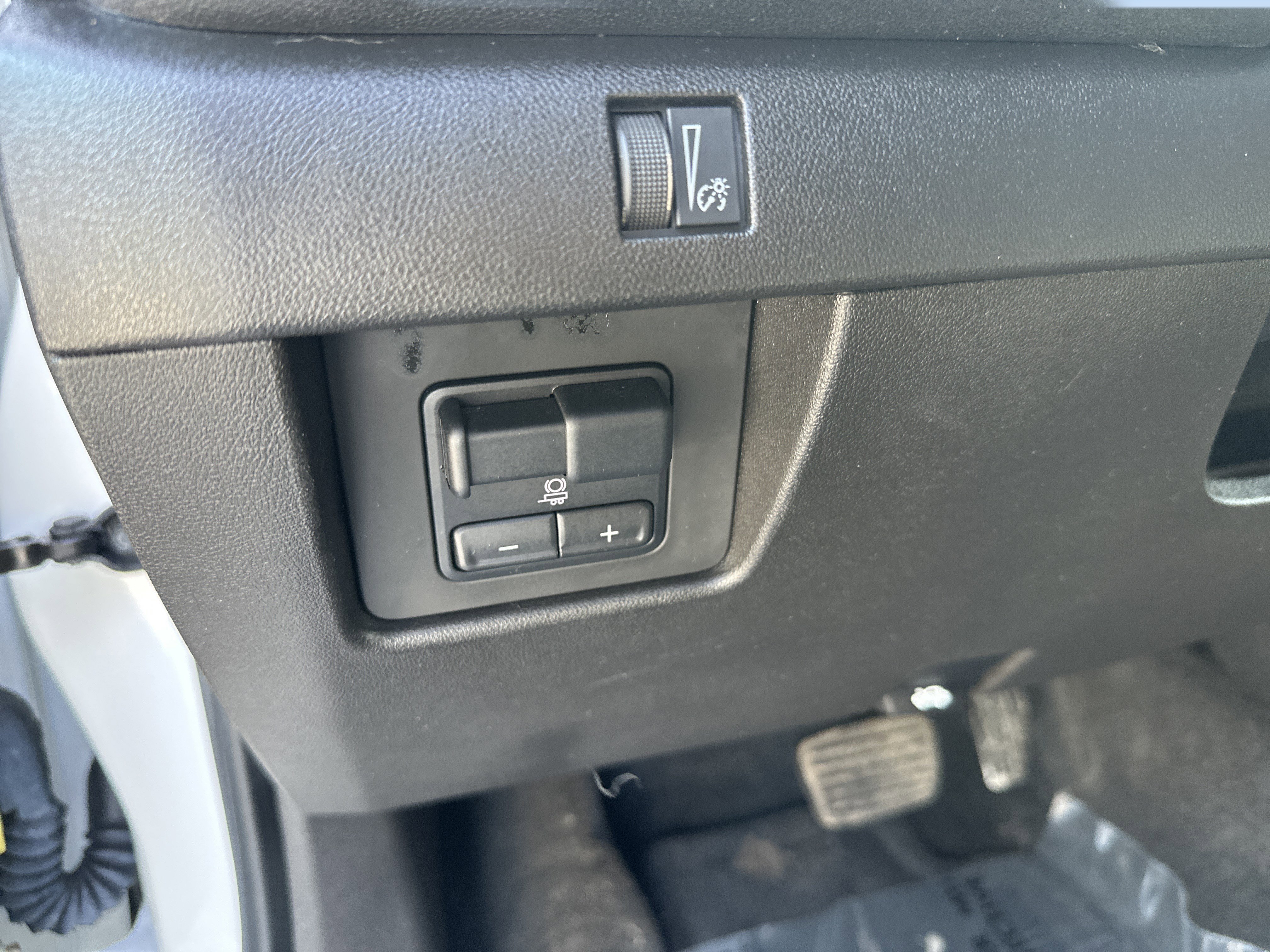 Certified 2023 Chevrolet Colorado Trail Boss w/ Technology Package image 11