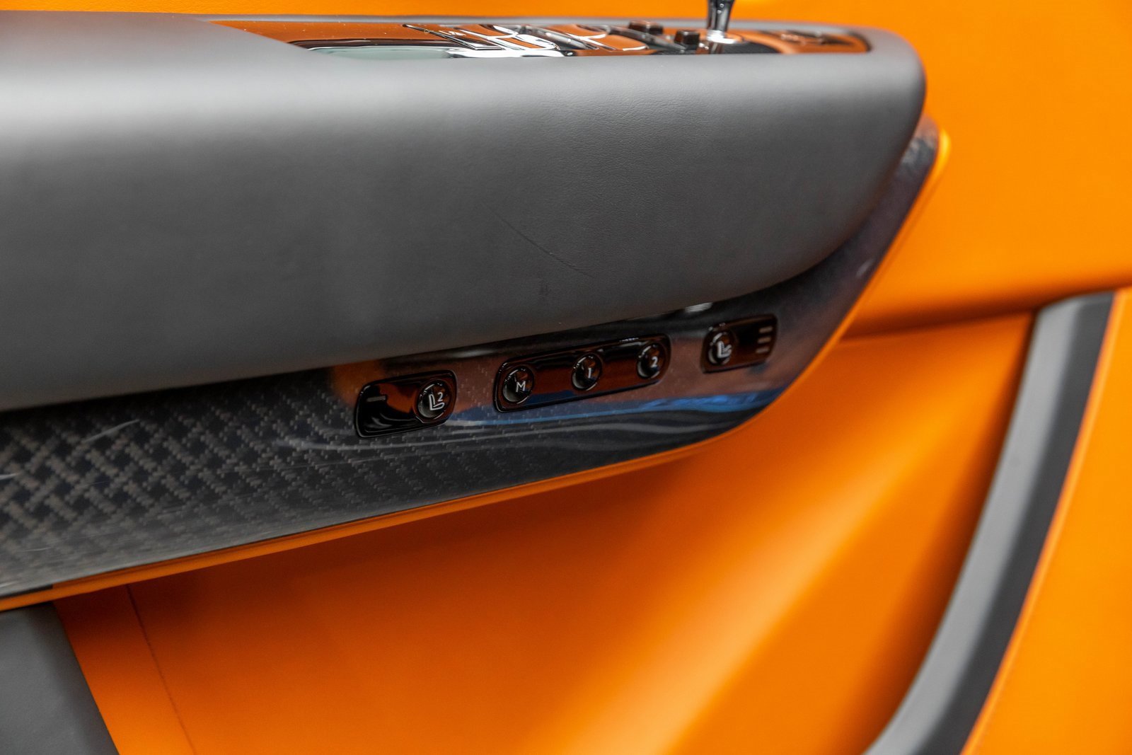 New 2026 Rolls-Royce Cullinan Black Badge image 11