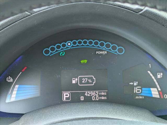 Used 2013 Nissan Leaf S w/ Charger Pkg FWD image 10