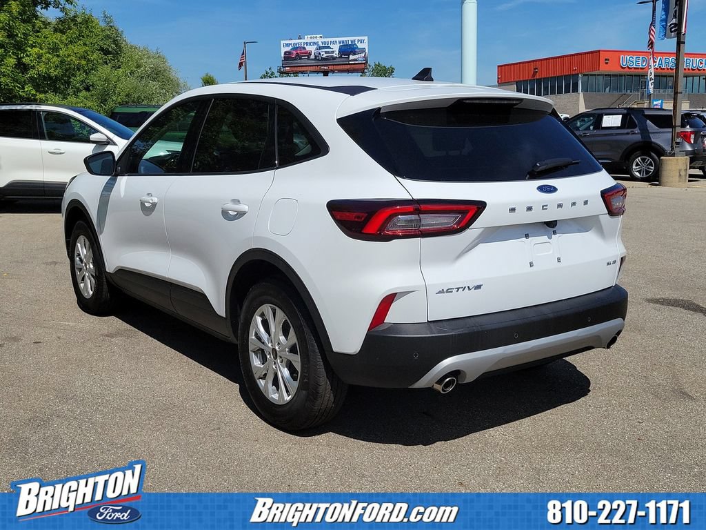 Used 2026 Ford Escape Active w/ Tech Pack #1 AWD/4WD image 3