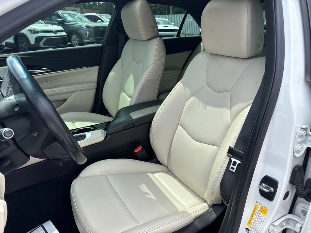 Used 2020 Cadillac CT4 Luxury w/ Sun And Sound Package RWD image 21