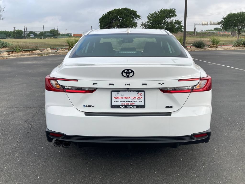 New 2026 Toyota Camry SE w/ Convenience Package FWD image 6