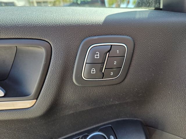 Used 2021 Ford Escape Titanium w/ Titanium Elite Package image 24