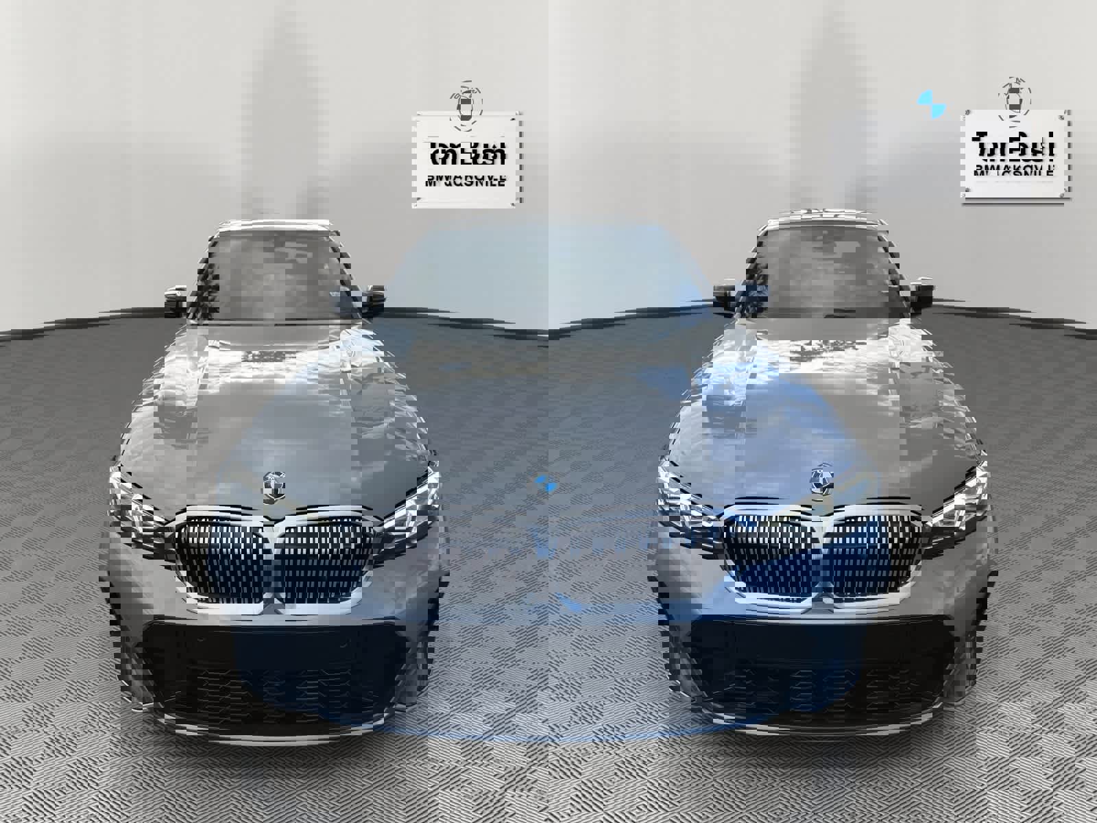 Certified 2025 BMW 330i 330i w/ M Sport Package image 8