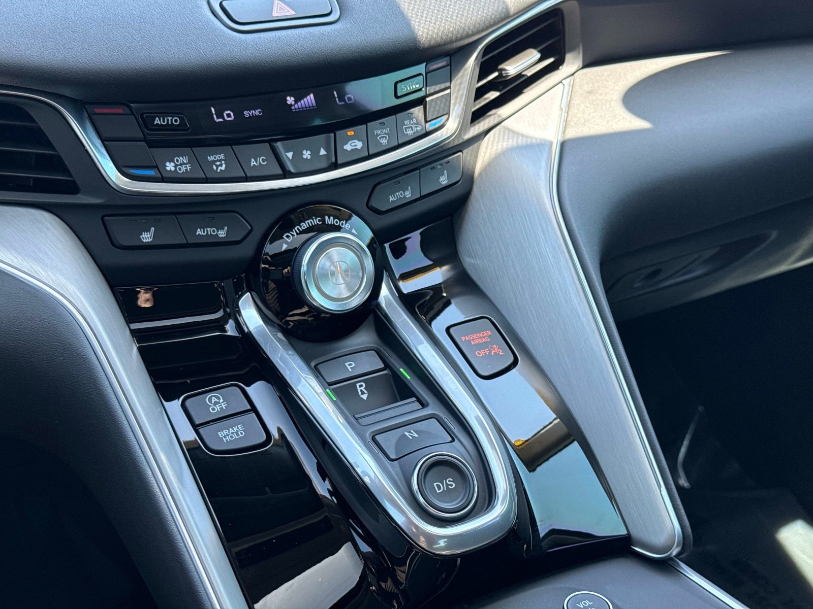 Certified 2025 Acura TLX w/ Technology Package image 24