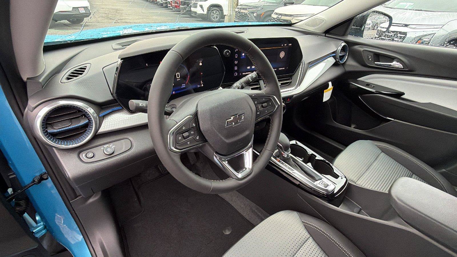 New 2026 Chevrolet Trax LT w/ Driver Confidence Package FWD image 20
