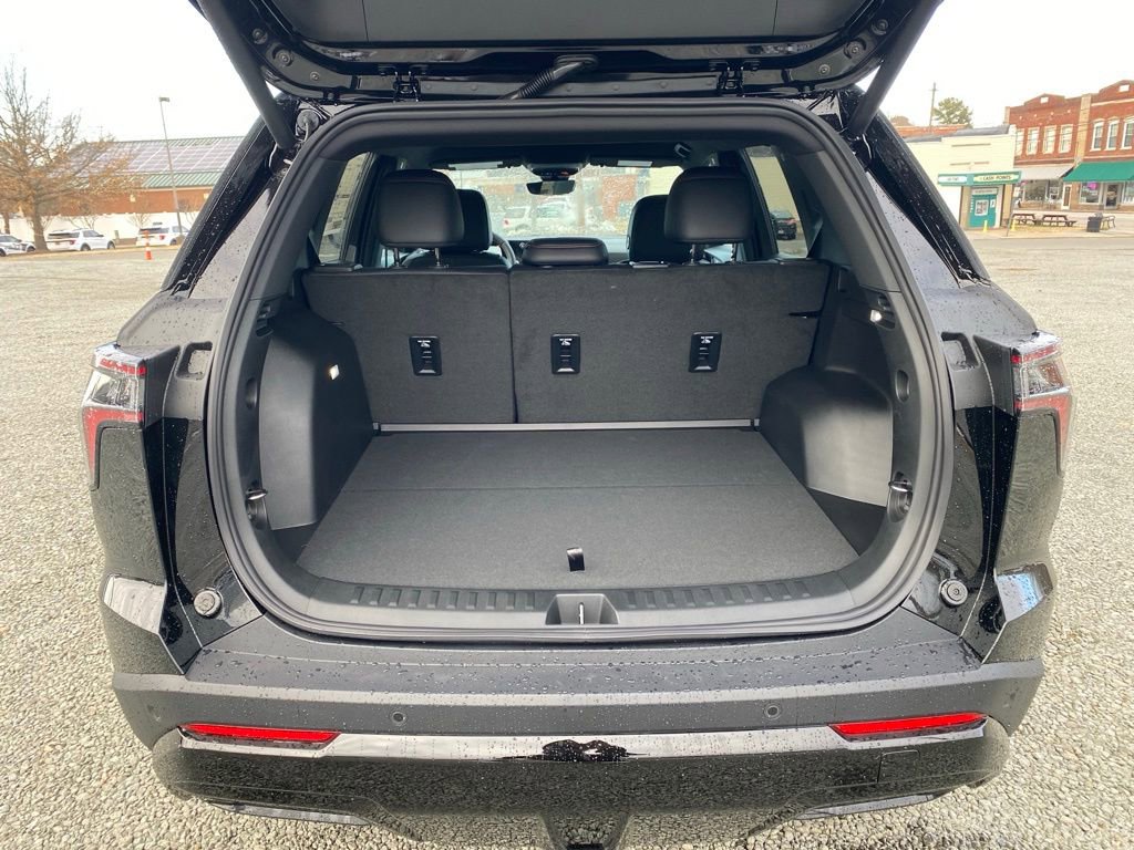 New 2026 Chevrolet Equinox RS w/ Convenience Package III image 18