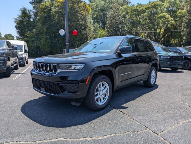 New 2026 Jeep Grand Cherokee Laredo X RWD image 8