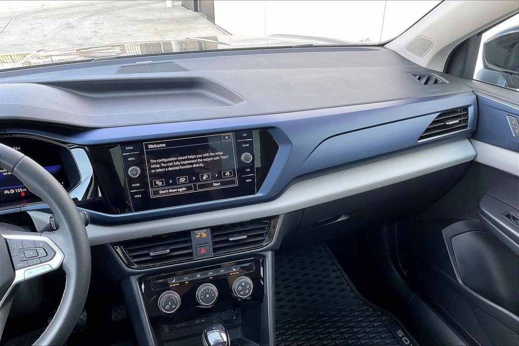 Used 2023 Volkswagen Taos SE FWD image 6