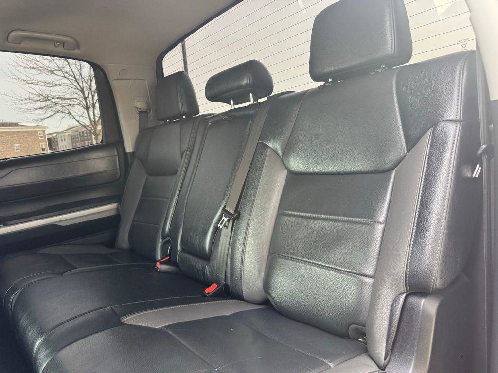 Used 2019 Toyota Tundra Limited w/ Limited Premium Package image 38