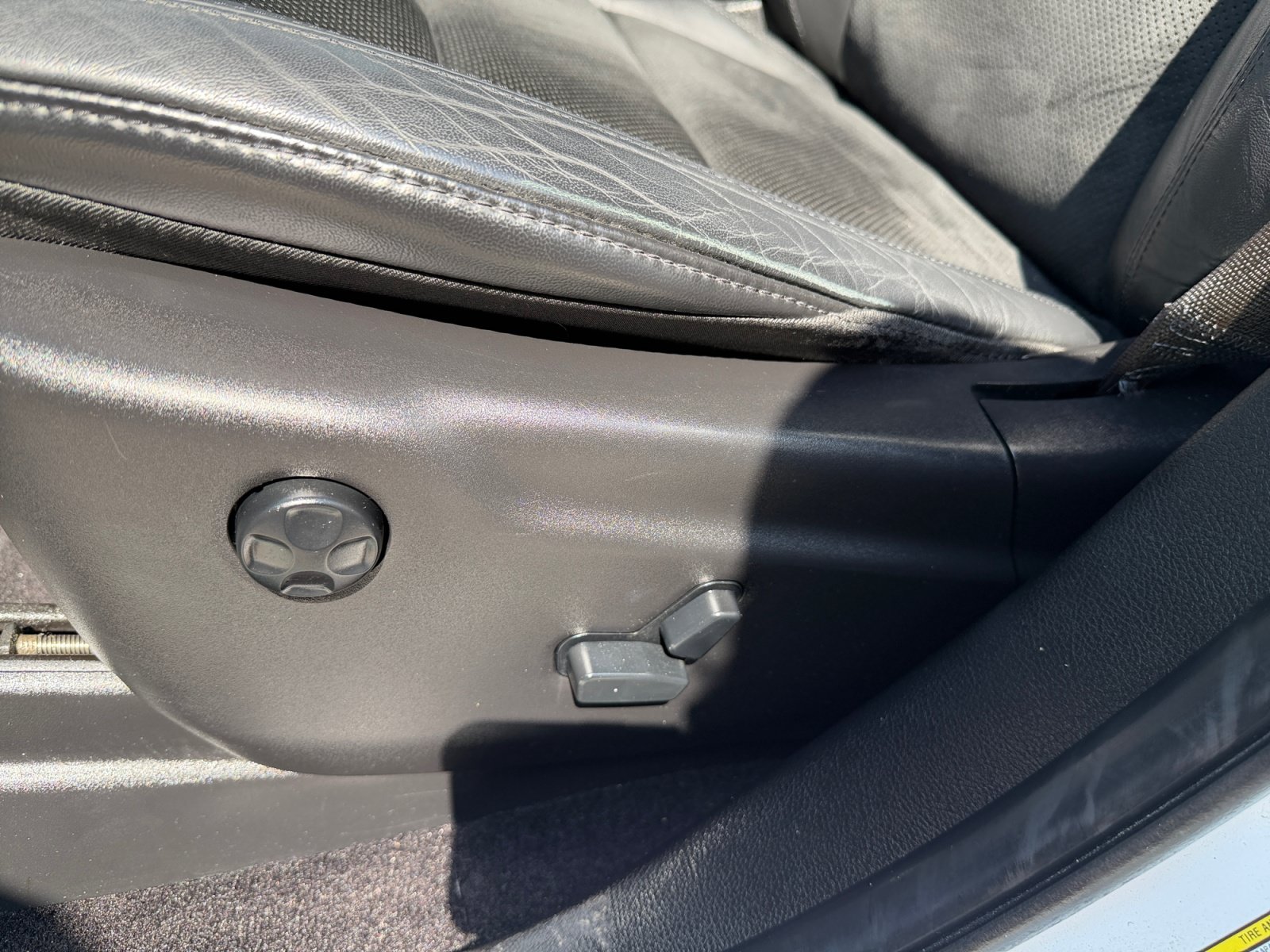 Used 2015 Jeep Grand Cherokee Altitude RWD image 14