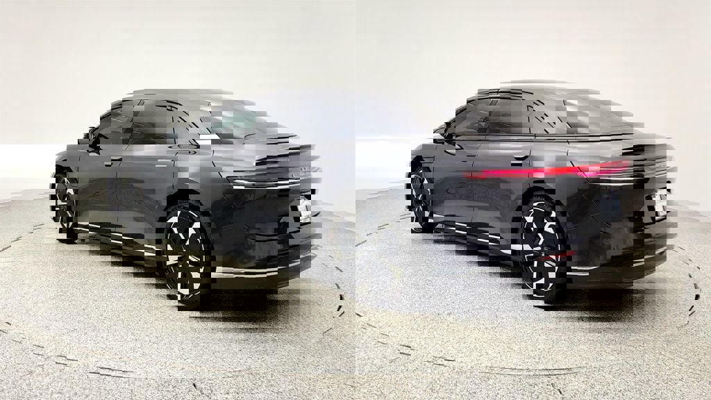 Used 2023 Lucid Air Pure image 7