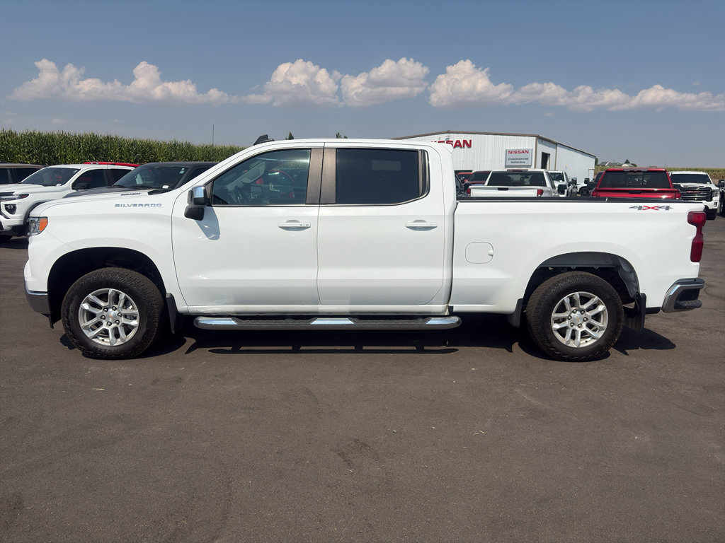 Used 2024 Chevrolet Silverado 1500 LT w/ Convenience Package II AWD/4WD image 5