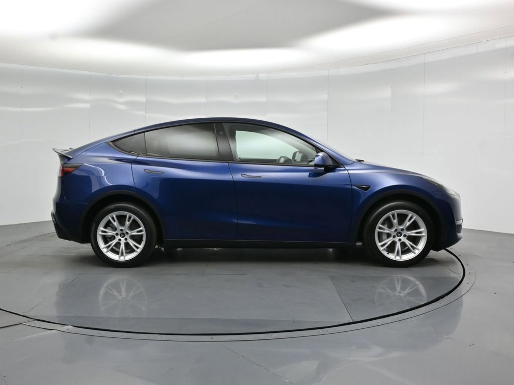 Used 2024 Tesla Model Y Long Range image 22